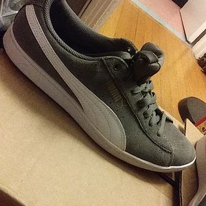 Puma shoes women size 10